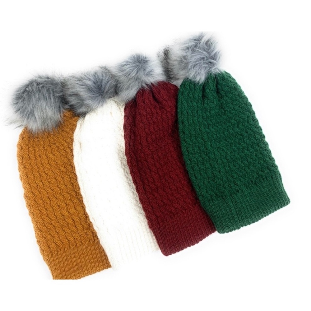 Slouch Beanie With Pom Burgundy - Picture 6 of 6